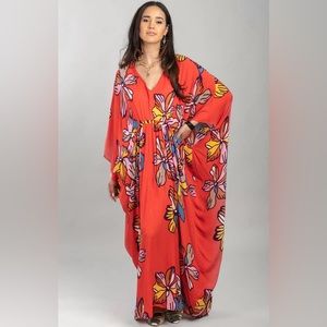NWOT SAACHI Floral Cover-Up Kaftan Size One Size $125
